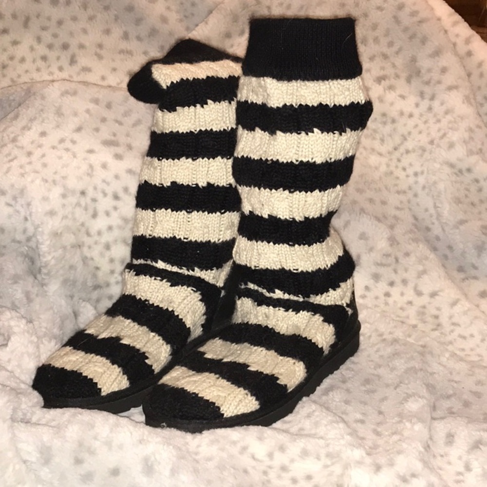 UGG sweater high boot. Sz 9 black & white stripe